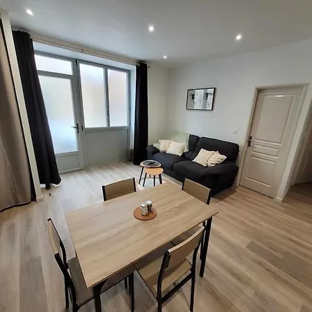 Tres Beau Logement Centre *